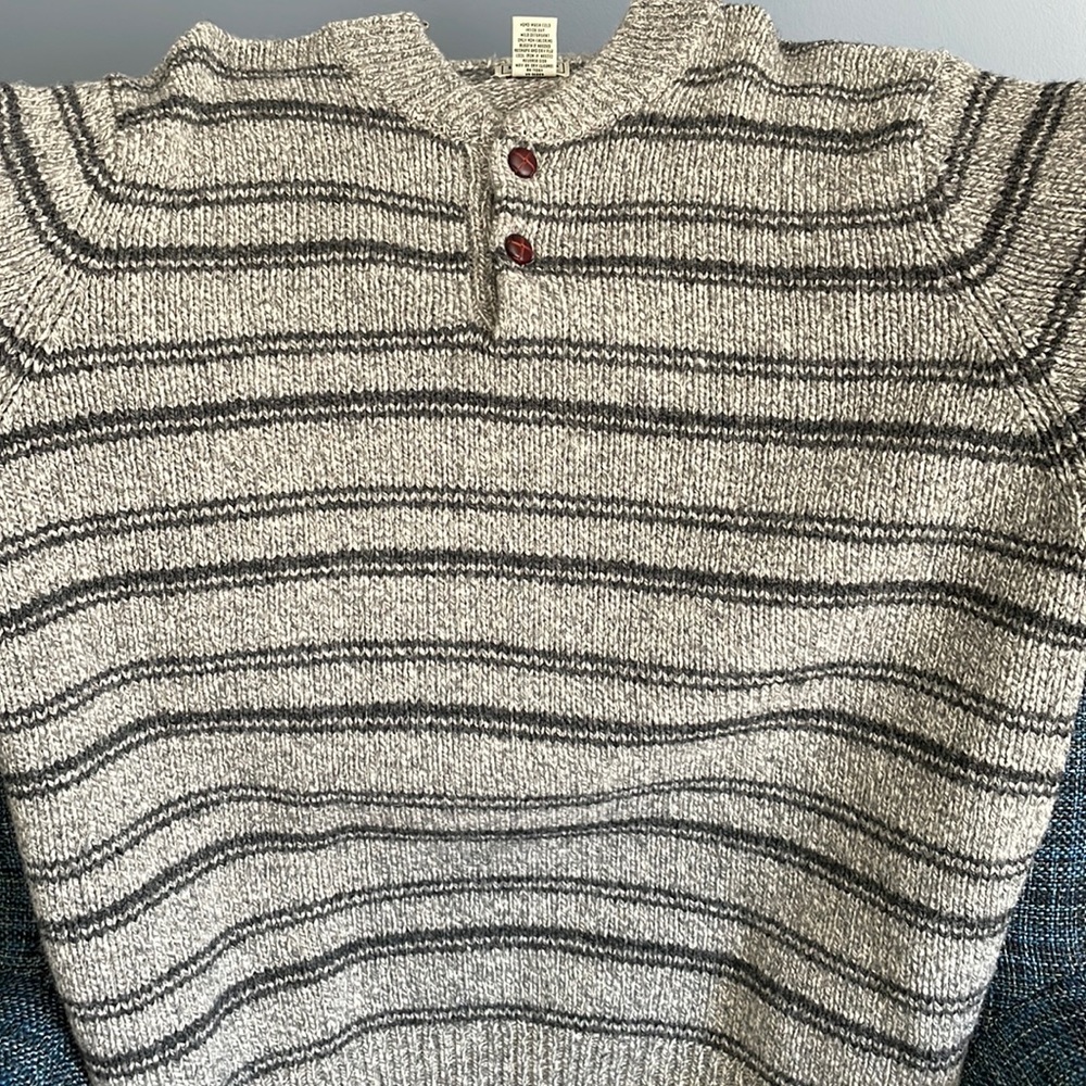 LL Bean lambs wool Henley sweater